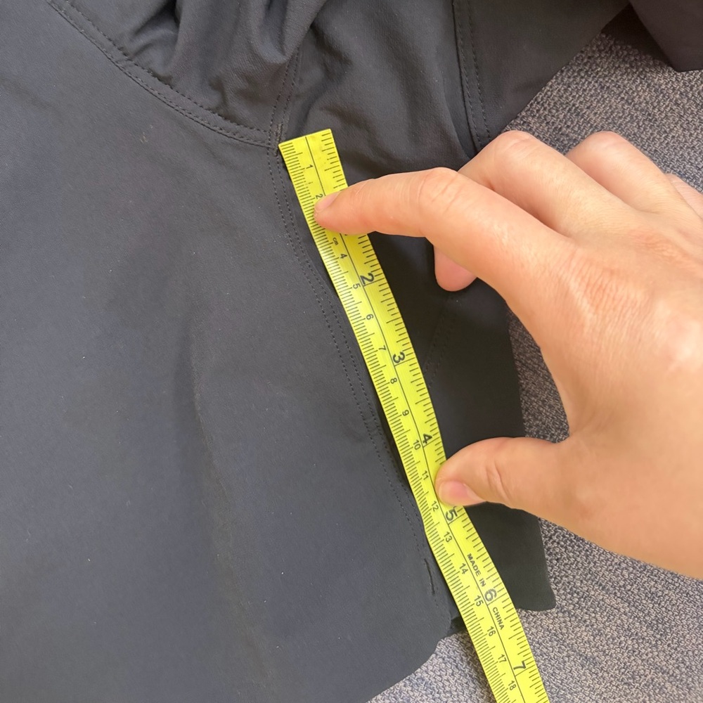 Arc’teryx Gamma LT Short 6” in Black - Picture 6 of 6
